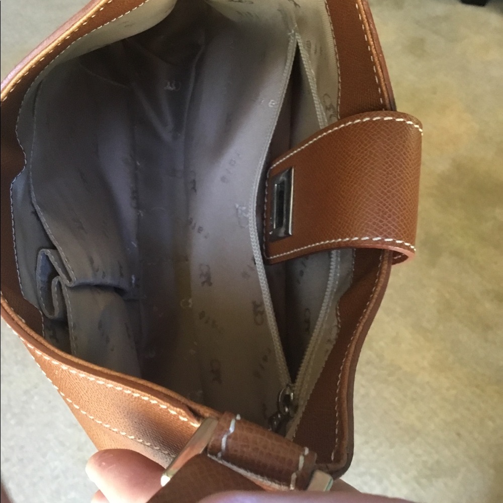 Designer Handbag - Picture 2 of 6